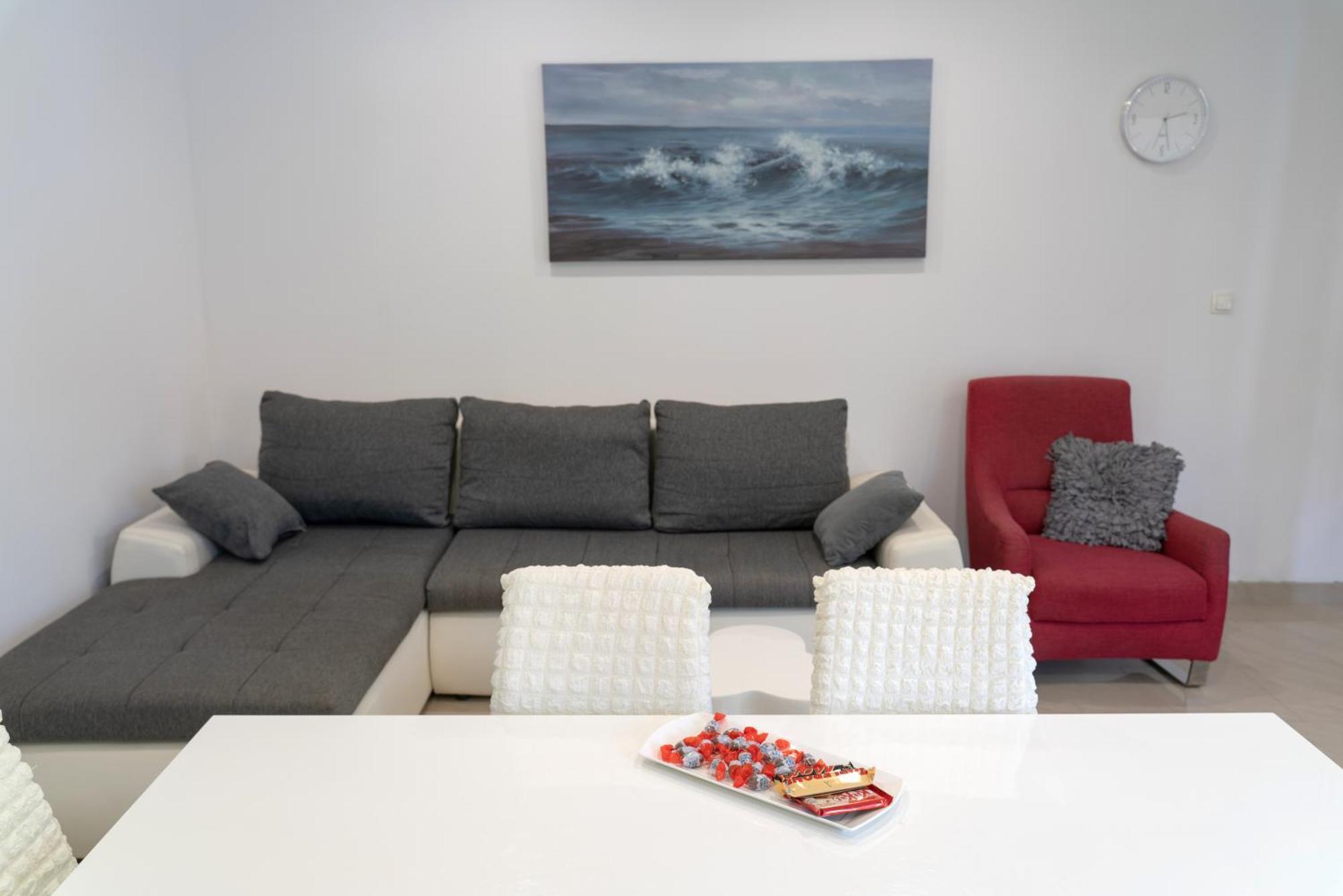 Apartments Srdanovic 오미스 외부 사진