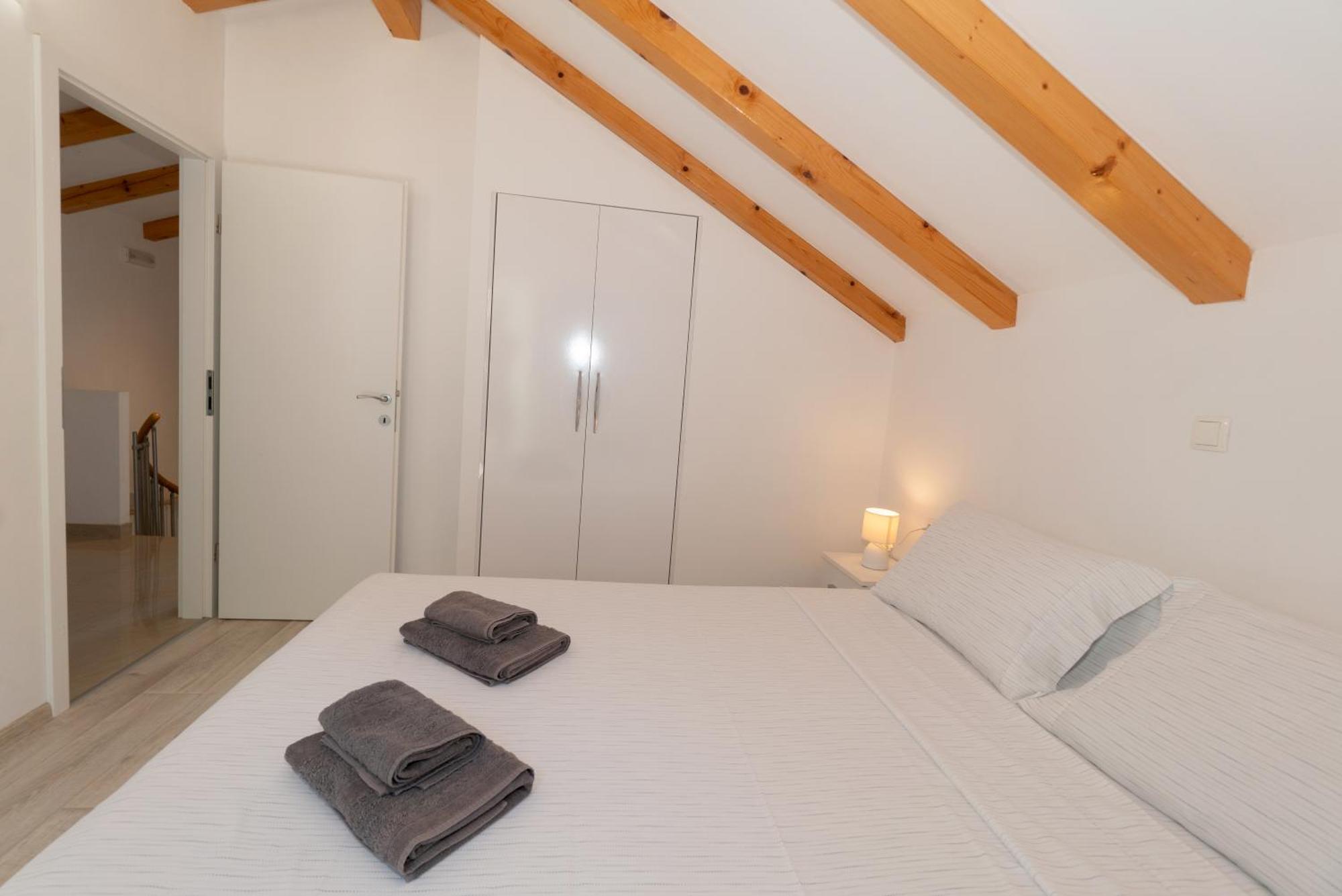 Apartments Srdanovic 오미스 외부 사진