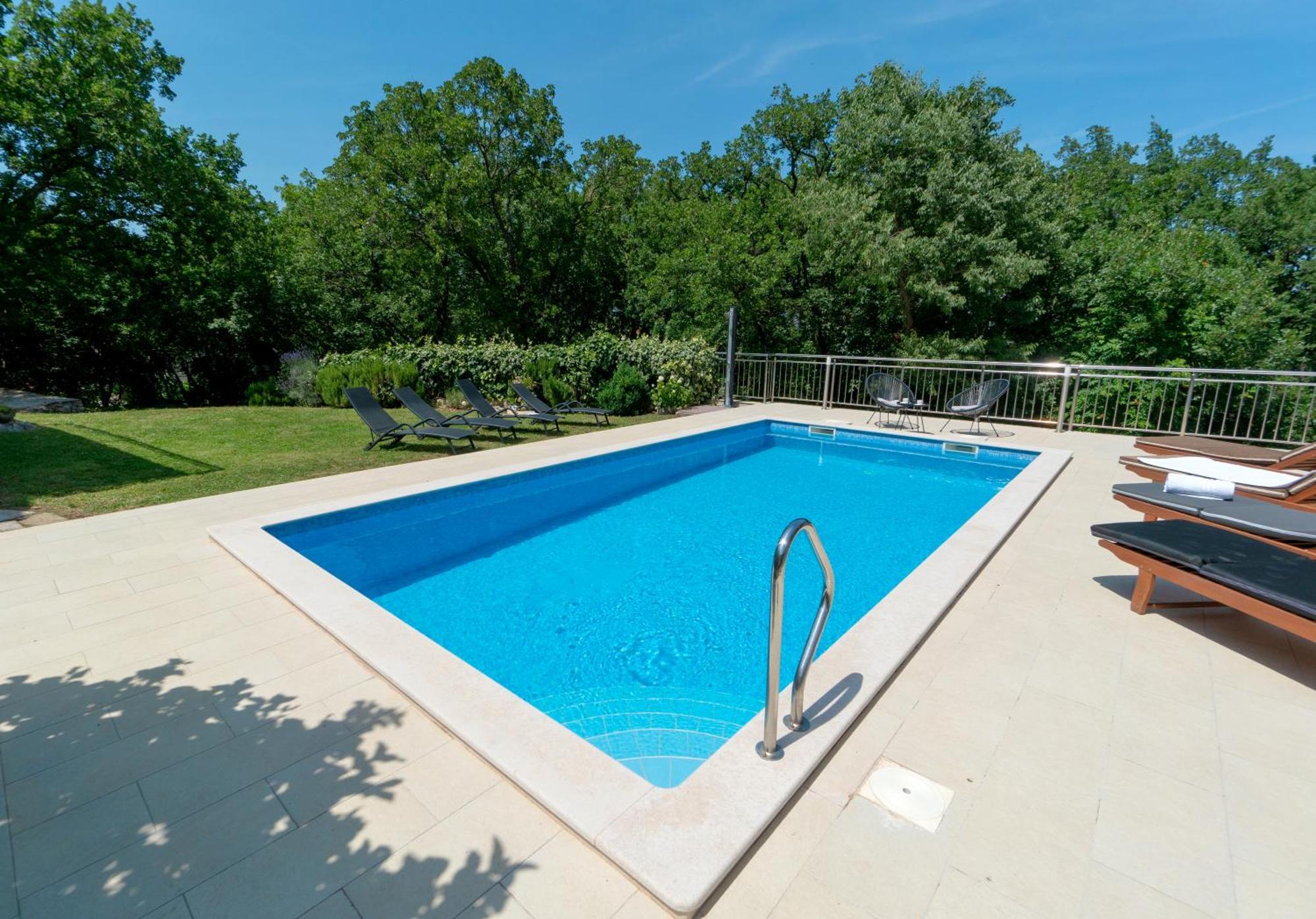 Apartments Srdanovic 오미스 외부 사진